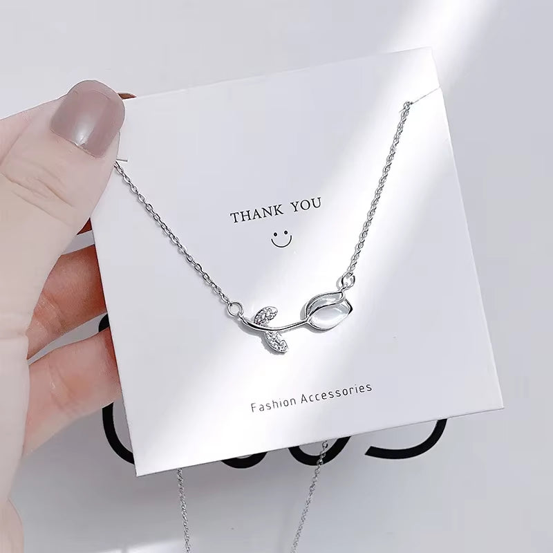 Bloomé™ Elegant Tulip Titanium Necklace – Timeless Grace in Every Petal