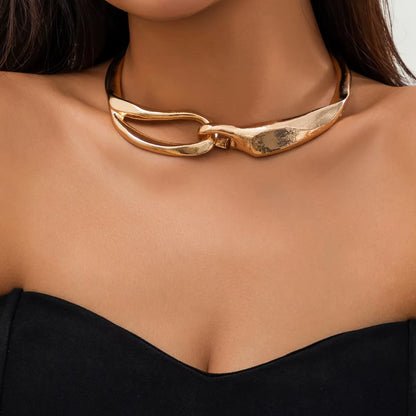 Rebel Luxe – Exaggerated Heavy Metal Thick Chain Choker Necklace