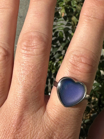 Retro Aura Mood Ring – a 90S Classic, Reborn in Silver Shine